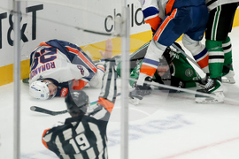 Islanders Romanov Injury Hockey
