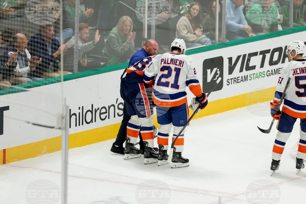 Islanders Romanov Injury Hockey