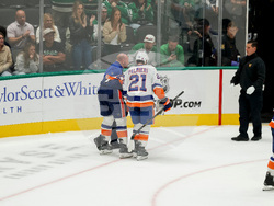 Islanders Romanov Injury Hockey