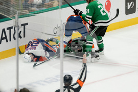 Islanders Romanov Injury Hockey