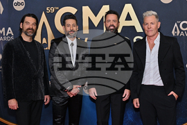 59th Annual CMA Awards - Arrivals
