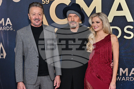 59th Annual CMA Awards - Arrivals