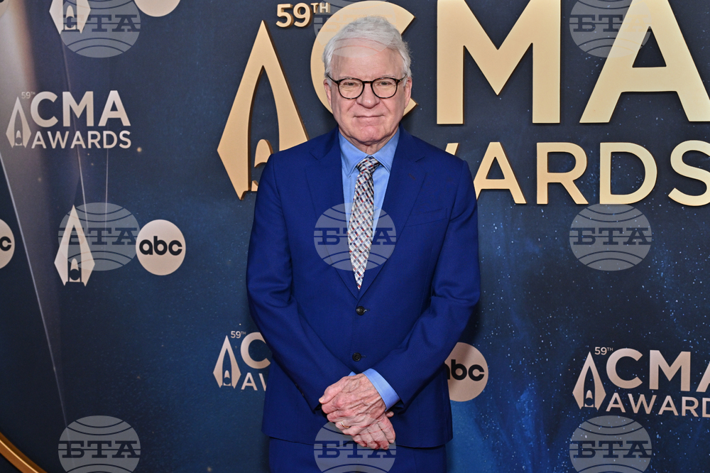 59th Annual CMA Awards - Arrivals