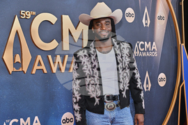 59th Annual CMA Awards - Arrivals