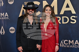 59th Annual CMA Awards - Arrivals