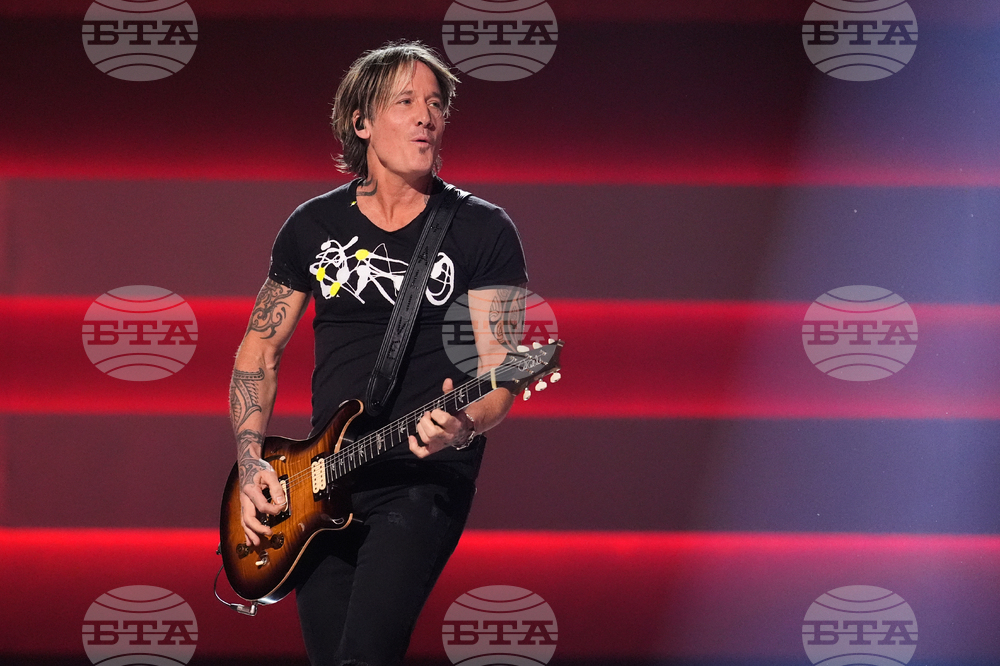 59th Annual CMA Awards - Show