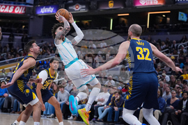 Hornets Pacers Basketball