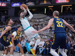 Hornets Pacers Basketball