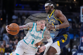 Hornets Pacers Basketball