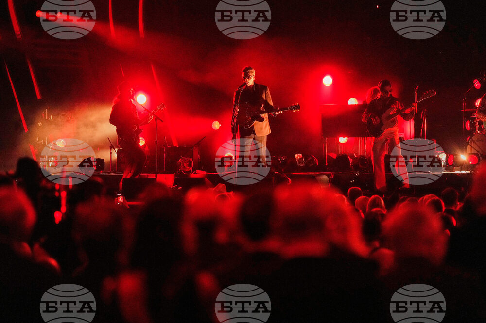 59th Annual CMA Awards - Show