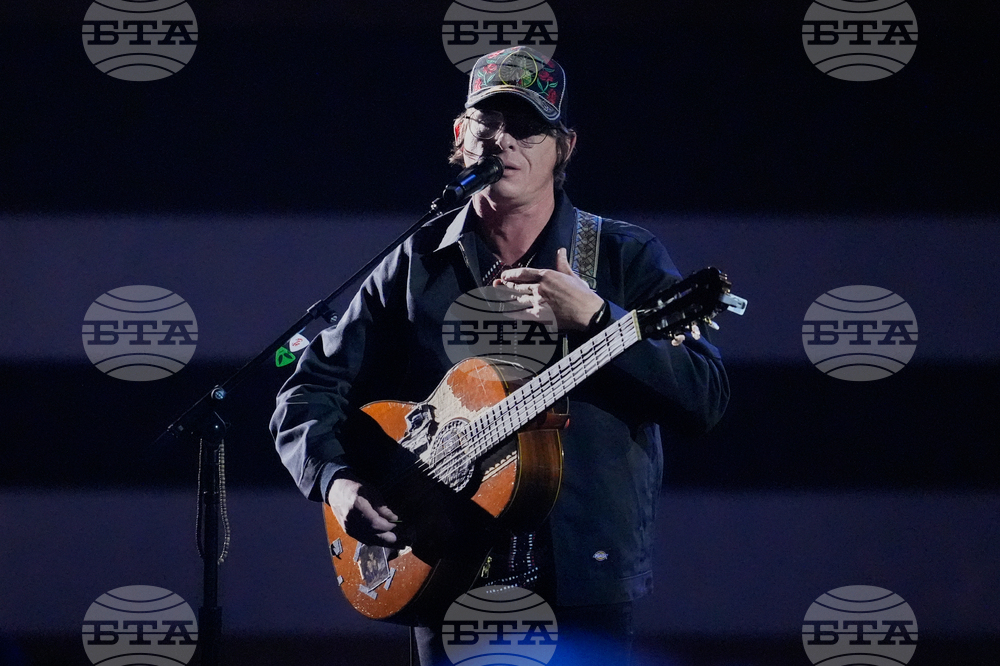 59th Annual CMA Awards - Show