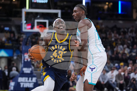 Hornets Pacers Basketball