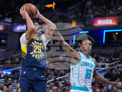 Hornets Pacers Basketball
