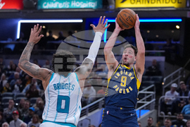 Hornets Pacers Basketball