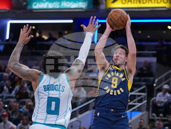 Hornets Pacers Basketball