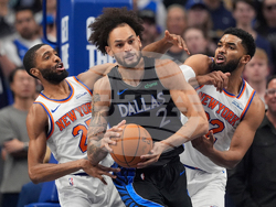 Knicks Mavericks Basketball