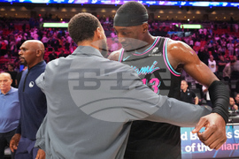 Warriors Heat Basketball