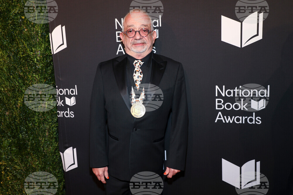 Раби Аламедин и Патриша Смит спечелиха американската Национална литературна награда