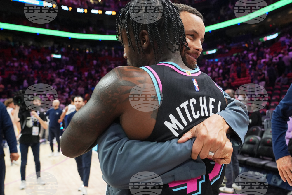 Warriors Heat Basketball