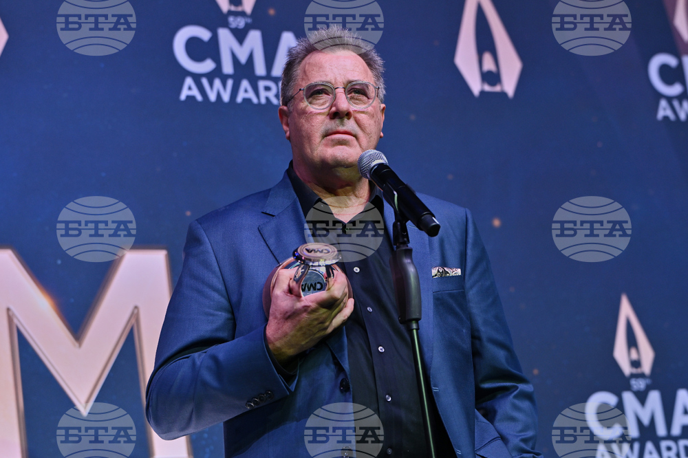 59th Annual CMA Awards - Press Room