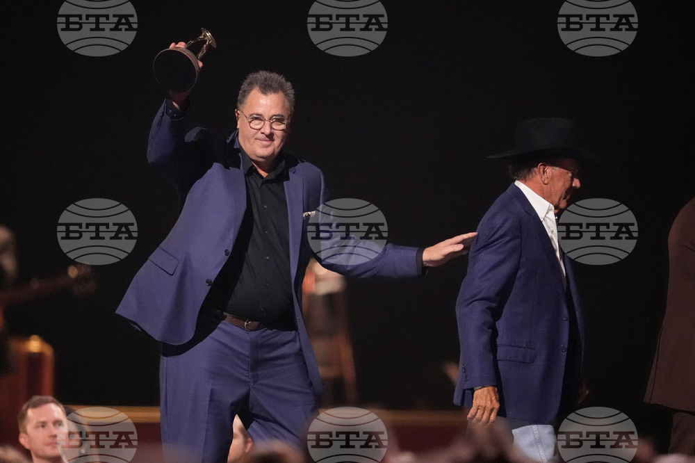 59th Annual CMA Awards - Show