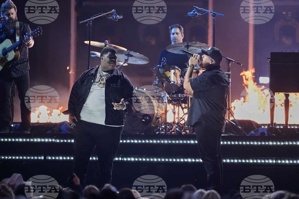 59th Annual CMA Awards - Show