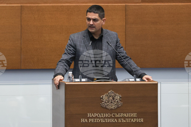 Наталия Киселова беше използвана, за да заглуши гласа на опозицията, заяви в декларация лидерът на МЕЧ Радостин Василев