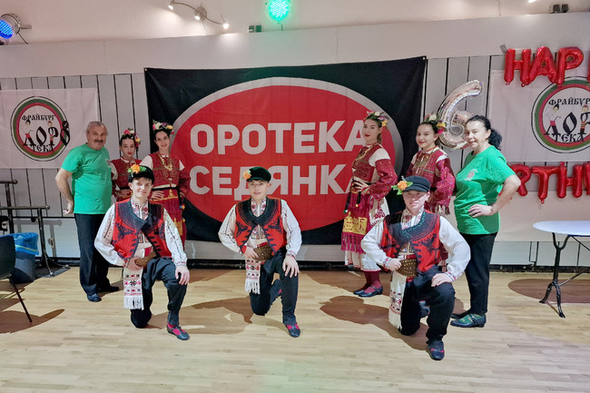 Разградската Танцова работилница „Елбетица“ беше специален гост на група „Хоро“ във Фрайбург 