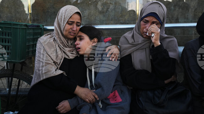 Най-малко 33 души бяха убити при днешните израелски удари в ивицата Газа