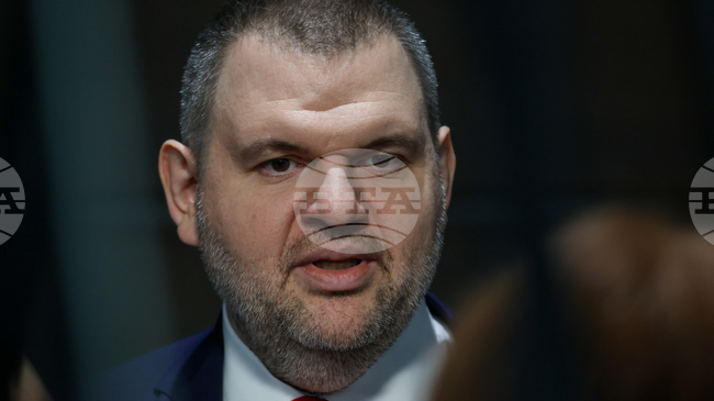 MRF-New Beginning Leader Peevski Calls on Party Representatives to Ensure Local Tax Freeze in 2026