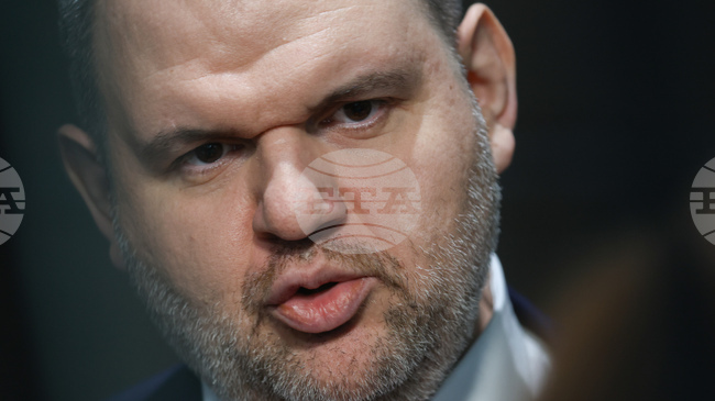 Лидерът на "ДПС – Ново начало" Делян Пеевски подкрепя предложението на ГЕРБ за 120 лева коледни добавки за пенсионерите 