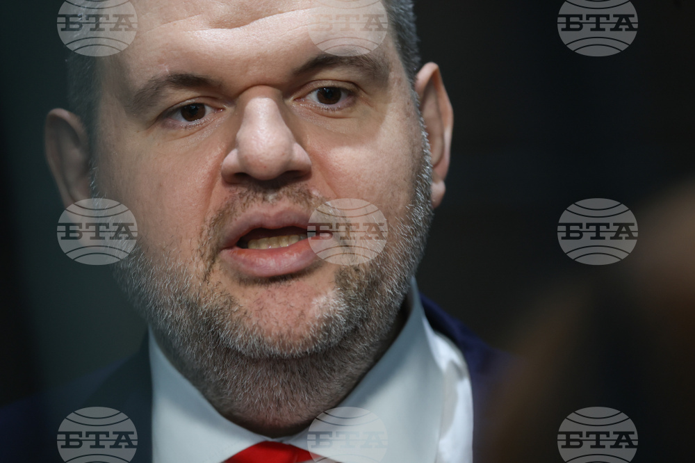 Лидерът на „ДПС-Ново начало“ Делян Пеевски поиска оставката на столичния кмет Васил Терзиев