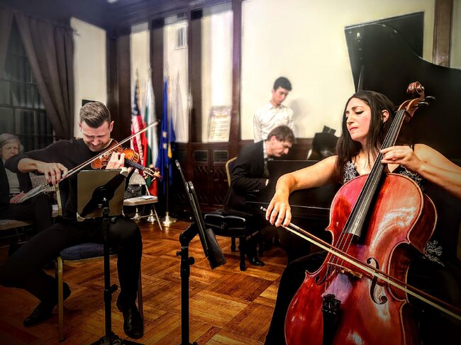 Новият сезон на инициативата „Български концертни вечери в Ню Йорк“ бе открит в Генералното консулство на България в Ню Йорк 