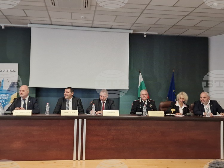 Over 20 People Charged with Trafficking in Antiquities, Money Laundering in Joint Bulgarian, European Operation