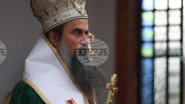 Българският патриарх и Софийски митрополит Даниил ще отслужи днес света литургия за празника Въведение Богородично
