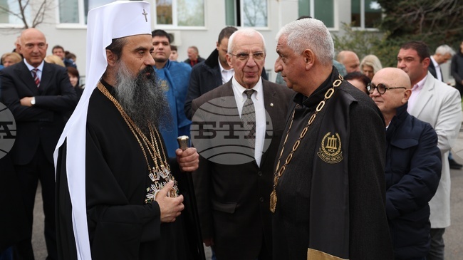 Патриарх Даниил освети реновирания параклис „Св. св. Кирил и Методий“ в Националната спортна академия по повод 83-годишнината на висшето училище