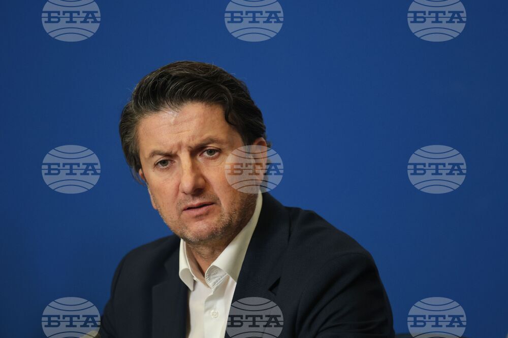 Министърът на туризма Мирослав Боршош поздрави генералния директор на БТА Кирил Вълчев по повод преизбирането му на поста