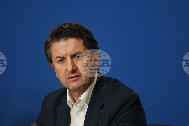 Министърът на туризма Мирослав Боршош поздрави генералния директор на БТА Кирил Вълчев по повод преизбирането му на поста