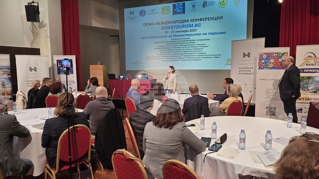 Туризмът се развива на базата на хората и знанието, каза ръководителят на проекта SMARTOURISM.BG д-р Христо Христозов в Албена