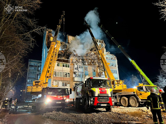 Броят на жертвите на удара в Тернопол достигна 31