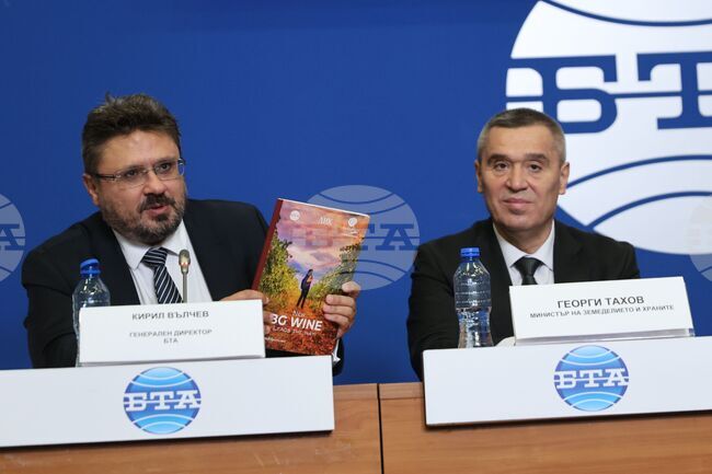 България завършва процеса по присъединяване към престижния европейски път на виното Iter Vitis на символен за винопроизводството ден - идването на новото Божоле, каза генералният директор на БТА