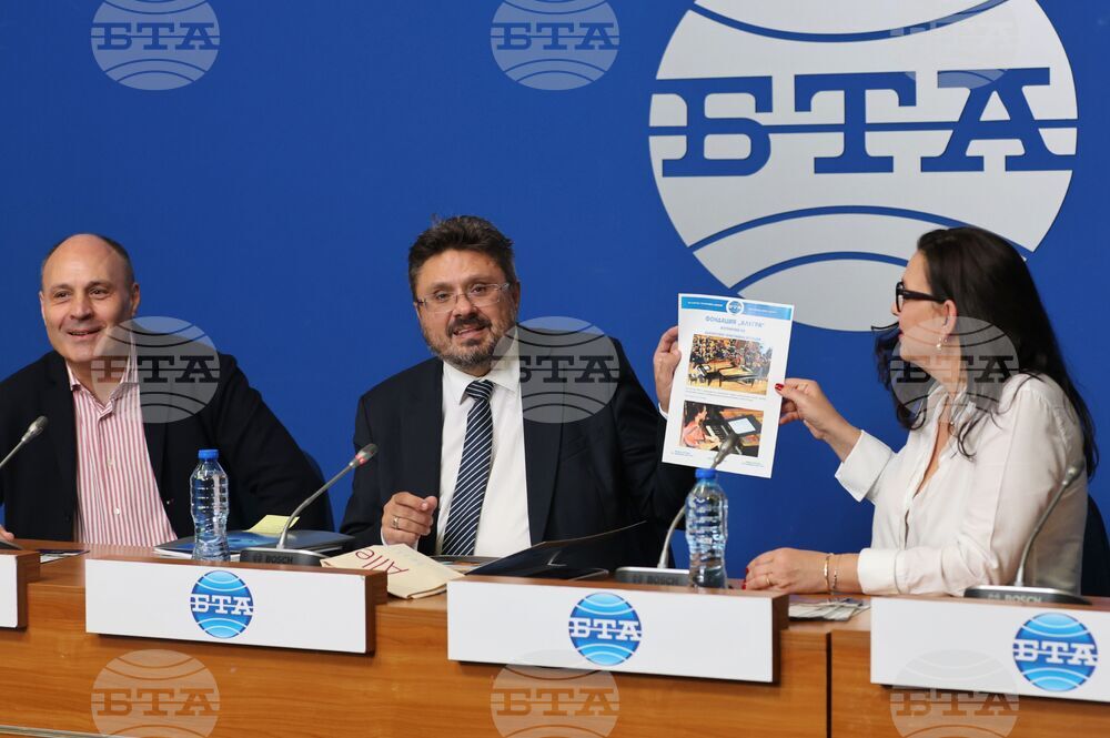 Национален пресклуб на БТА - Фондация „Алегра“ -  подписване на договор