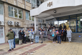 Държавни служители в НСИ - протест