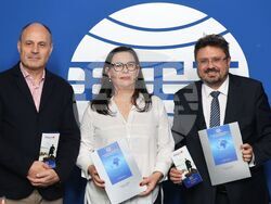 Национален пресклуб на БТА - Фондация „Алегра“ -  подписване на договор