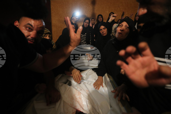 Трима души загинаха при израелска атака с дрон в Южен Ливан