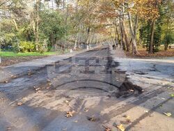 Ямбол - алеи - парк - ремонт