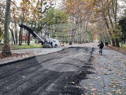 Ямбол - алеи - парк - ремонт