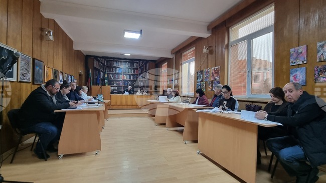 Общинският съвет в Брезник обсъди нови основи за определяне размера на такса битови отпадъци