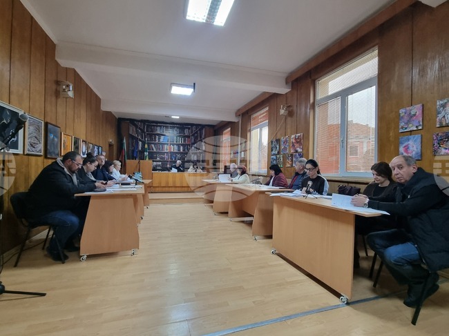 Общинският съвет в Брезник прие нови основи за определяне размера на такса битови отпадъци