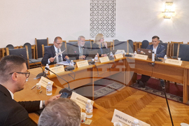 Парламент - Комисия по околната среда и водите